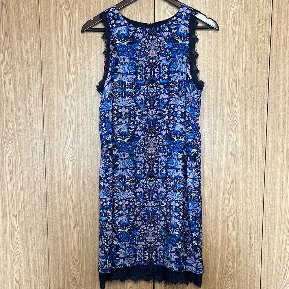 Chelsea28 Sleeveless Dress w Lace Detail, Size M